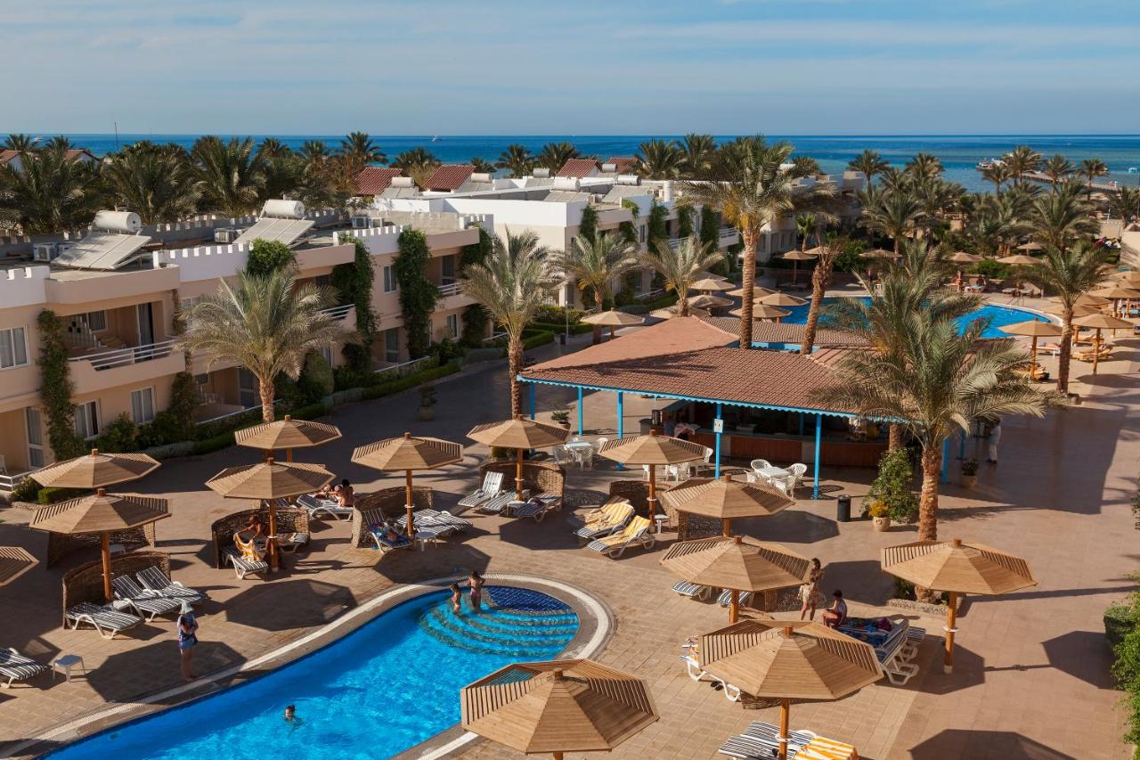 منتجع جولدن بيتش  –  Golden Beach Resort