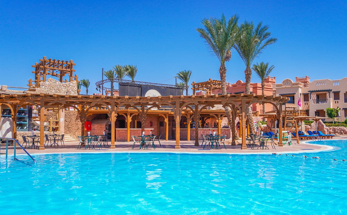 Charmillion Sea Life Resort